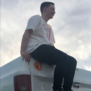 Meet your Posher, Bobby